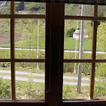 Casa de Férias Trollbu Aabrekk Gard