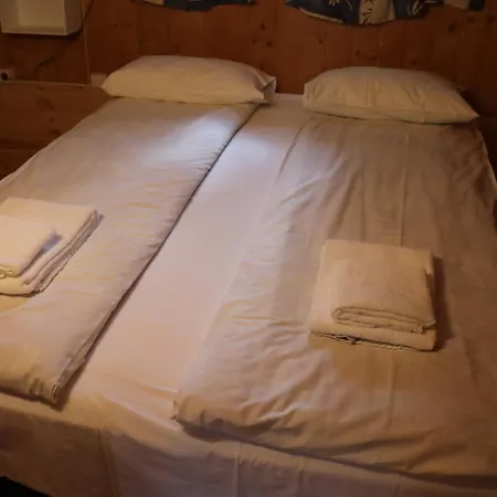 Holiday home Trollbu Aabrekk Gard *