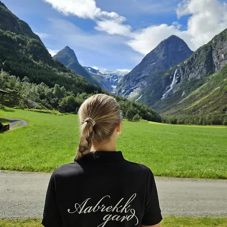 Holiday home Trollbu Aabrekk Gard