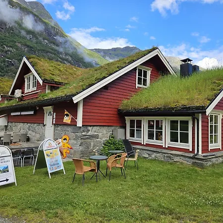 Trollbu Aabrekk Gard Holiday home Briksdalsbre
