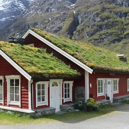 Trollbu Aabrekk Gard