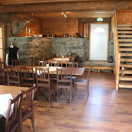 Holiday home Trollbu Aabrekk Gard Briksdalsbre