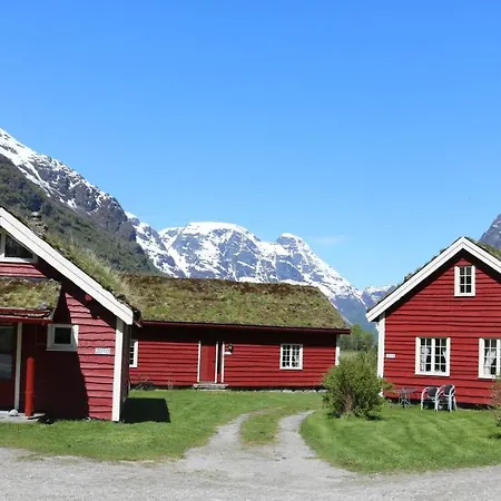 Trollbu Aabrekk Gard * Briksdalsbre