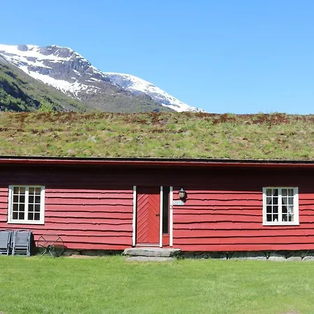 Trollbu Aabrekk Gard * Briksdalsbre