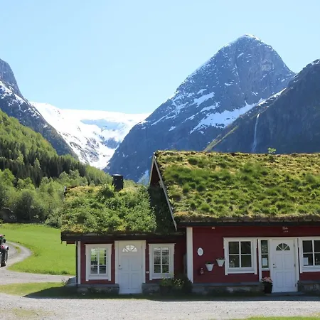 Holiday home Trollbu Aabrekk Gard *