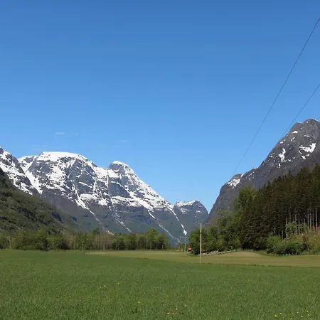 Trollbu Aabrekk Gard Briksdalsbre