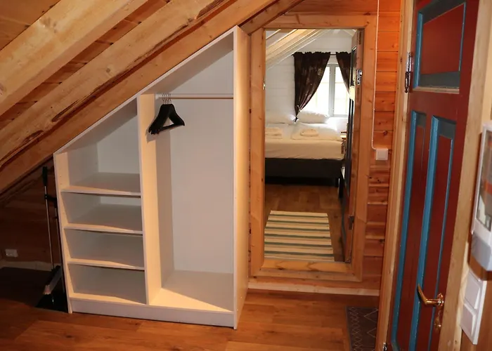 Trollbu Aabrekk Gard