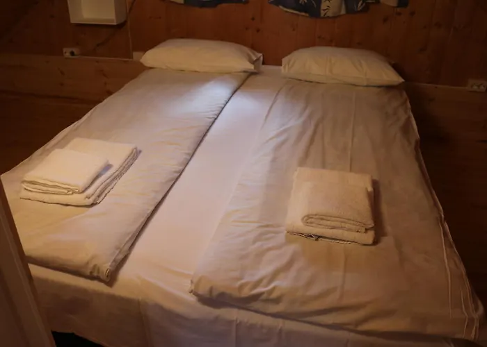 Hébergement de vacances Trollbu Aabrekk Gard *