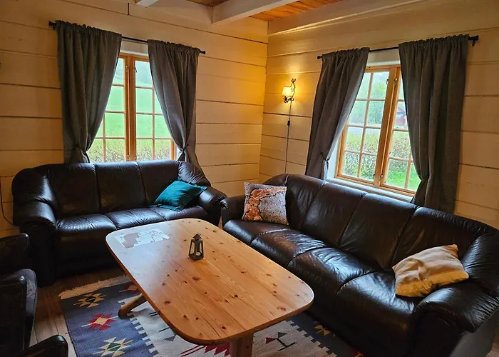 Trollbu Aabrekk Gard * Briksdalsbre