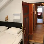 Trollbu Aabrekk Gard Briksdalsbre
