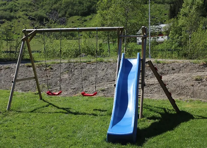 Holiday home Trollbu Aabrekk Gard Briksdalsbre